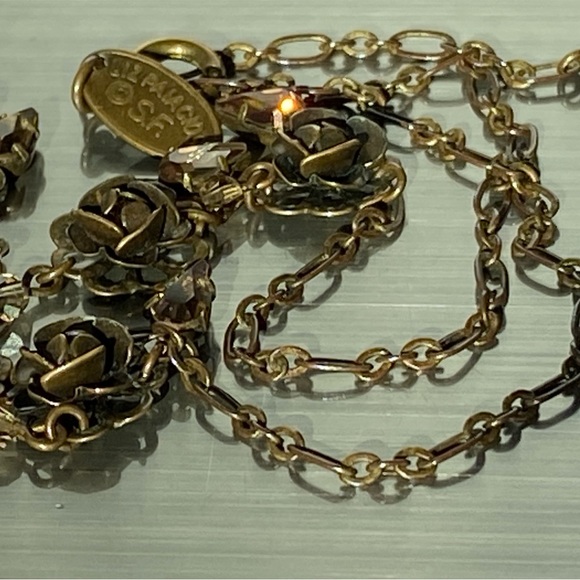 Liz Palacios Signed Pear-Shaped CrystalFlower Choker Necklace - Picture 5 of 14